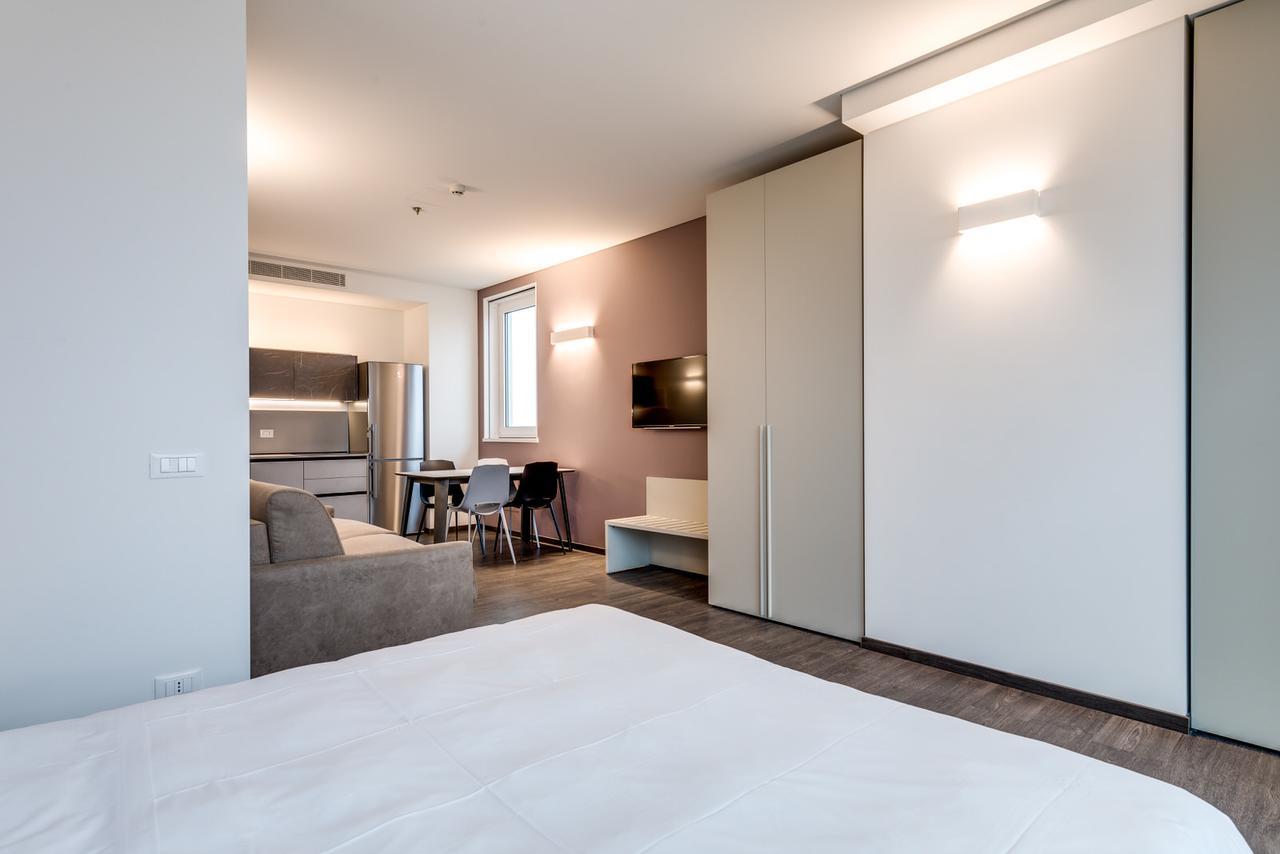 Sky Tower Suite Mestre Exterior photo