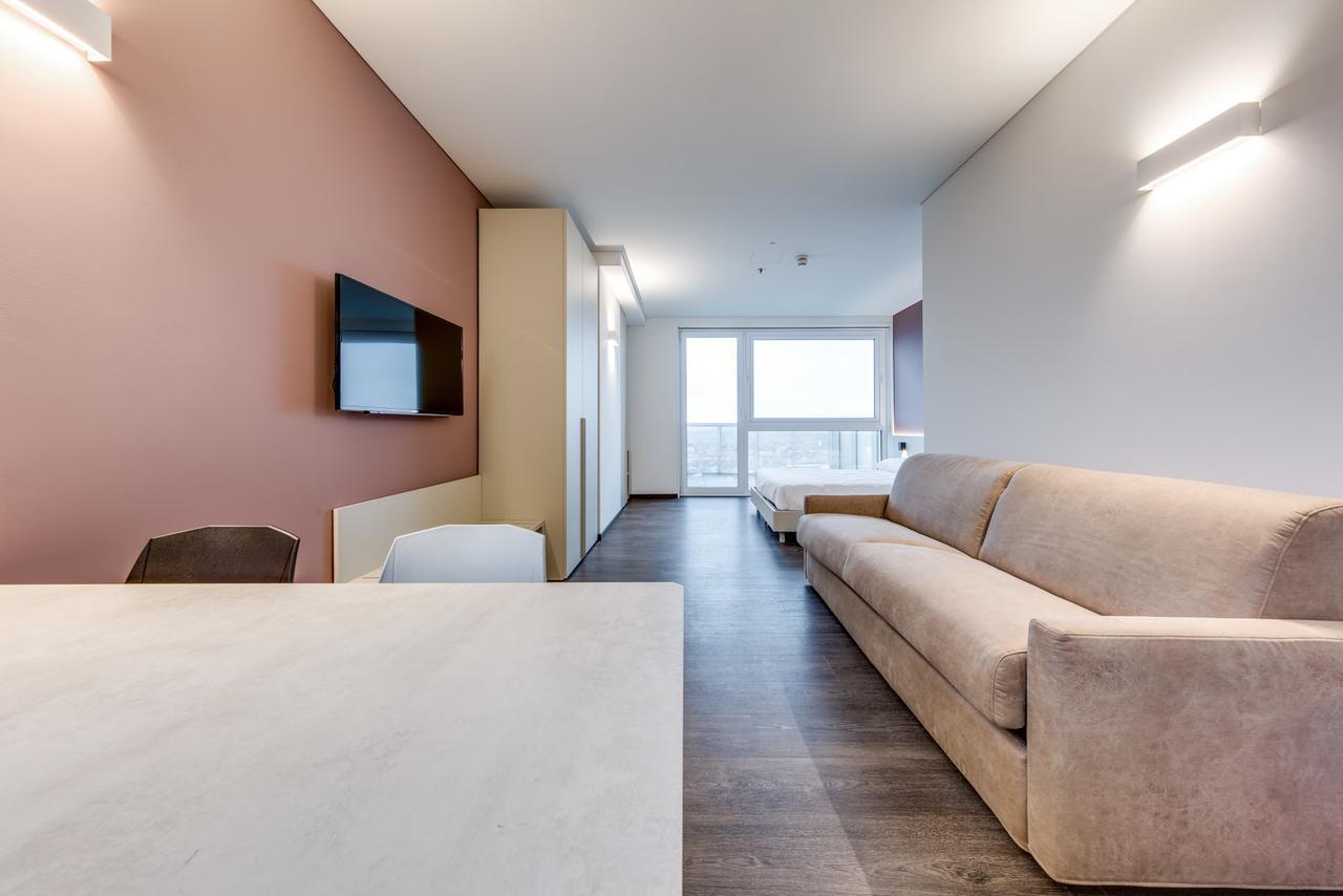 Sky Tower Suite Mestre Exterior photo