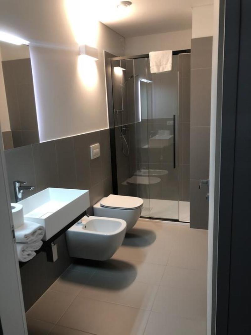Sky Tower Suite Mestre Exterior photo