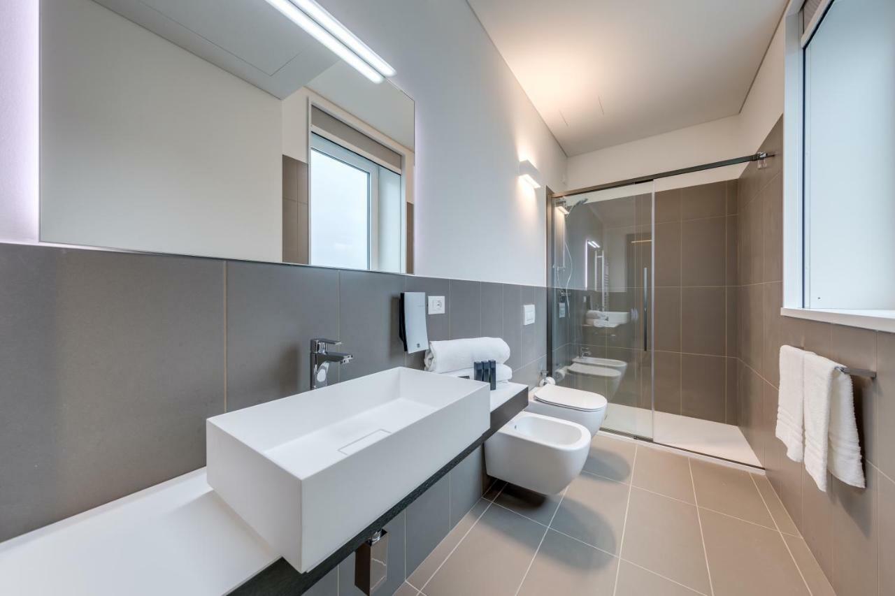 Sky Tower Suite Mestre Exterior photo