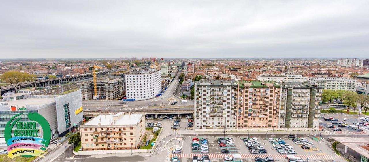Sky Tower Suite Mestre Exterior photo