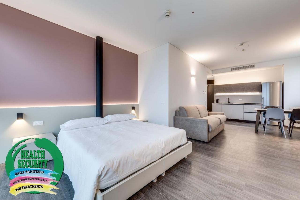 Sky Tower Suite Mestre Exterior photo